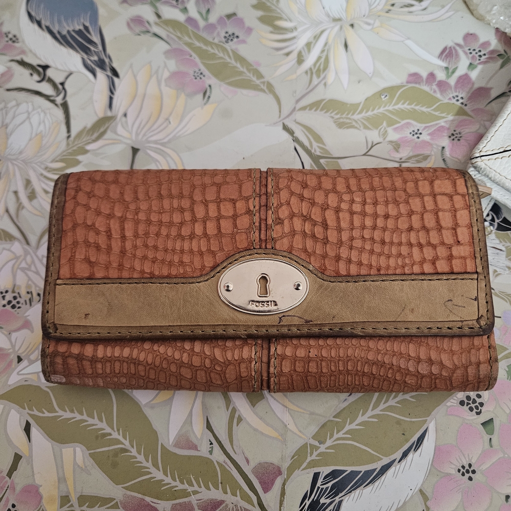 Fossil Brown Crocodile-Embossed Women's Wallet